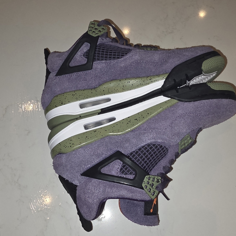 Brand New Never Worn!! Size 8 Air Jordan 4 Retro Mid Canyon Purple Suede - Picture 6 of 14